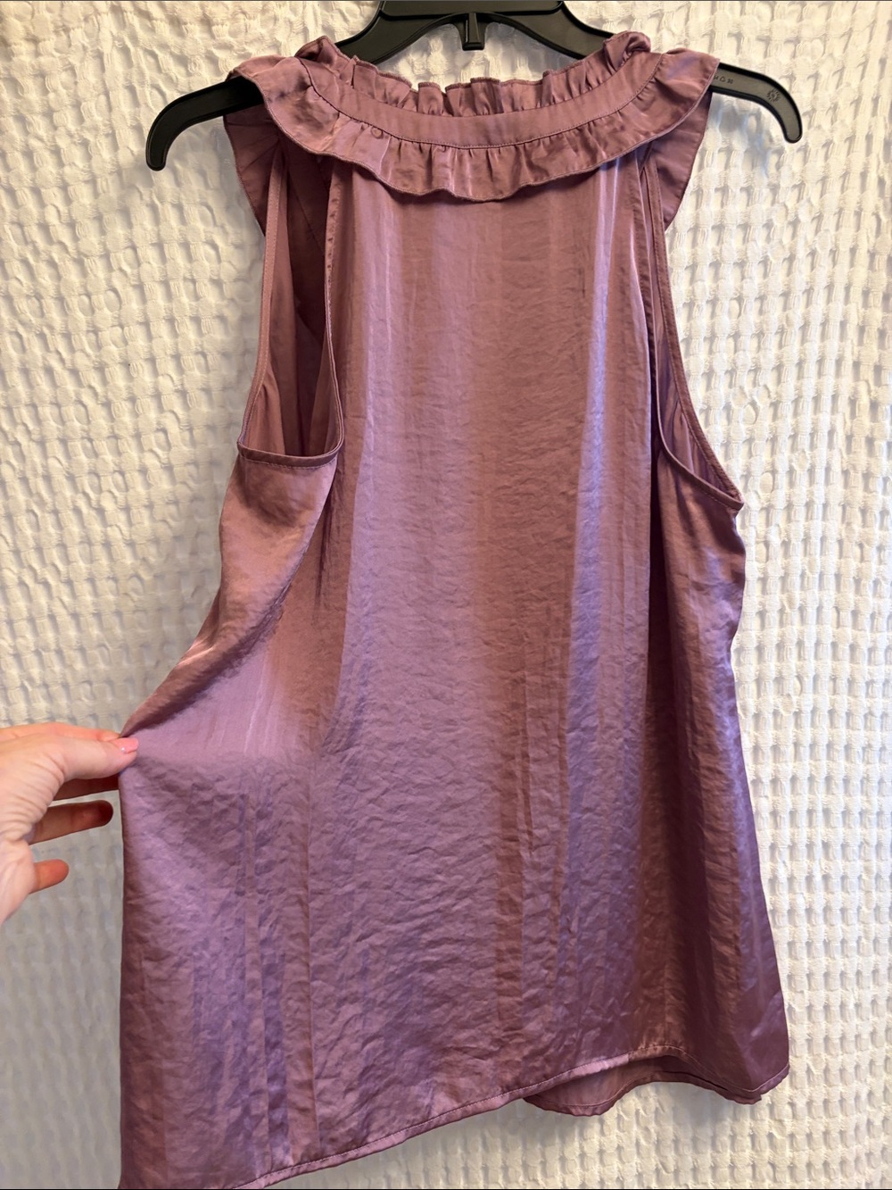 Cabi Lavender Ruffle V-Neck top - Picture 2 of 2